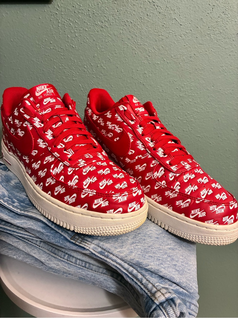 Nike Air Force 1 Low ’07 QS All Over Logo Red White 2017 Men’s Size 8.5